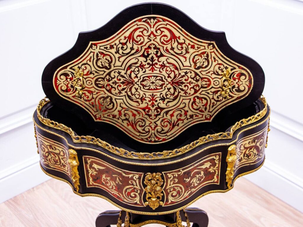 Антикварна жардиньєрка Boulle