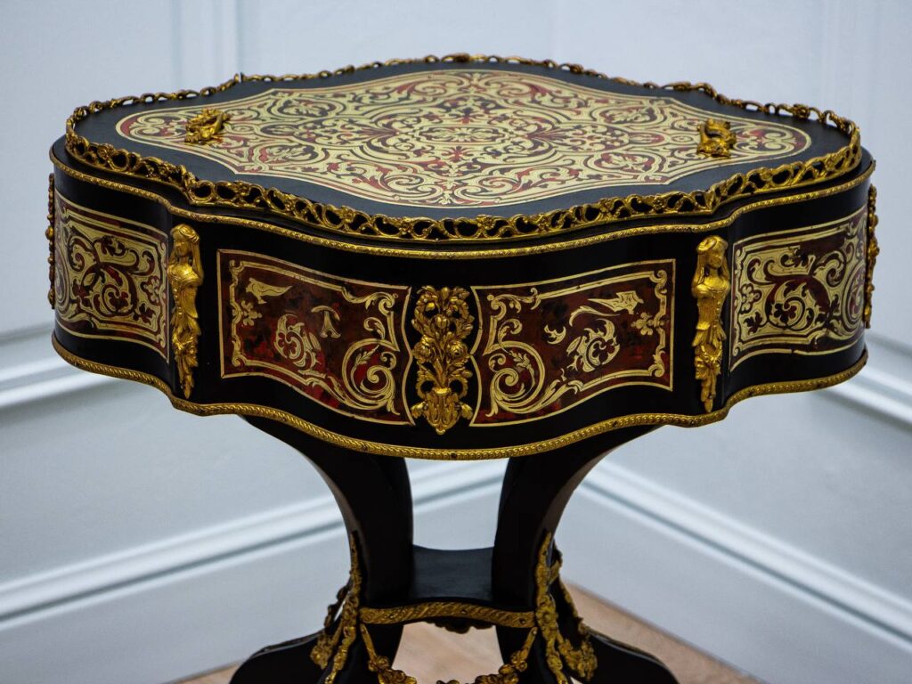 Антикварна жардиньєрка Boulle
