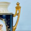 Антикварна ваза у стилі Ампір