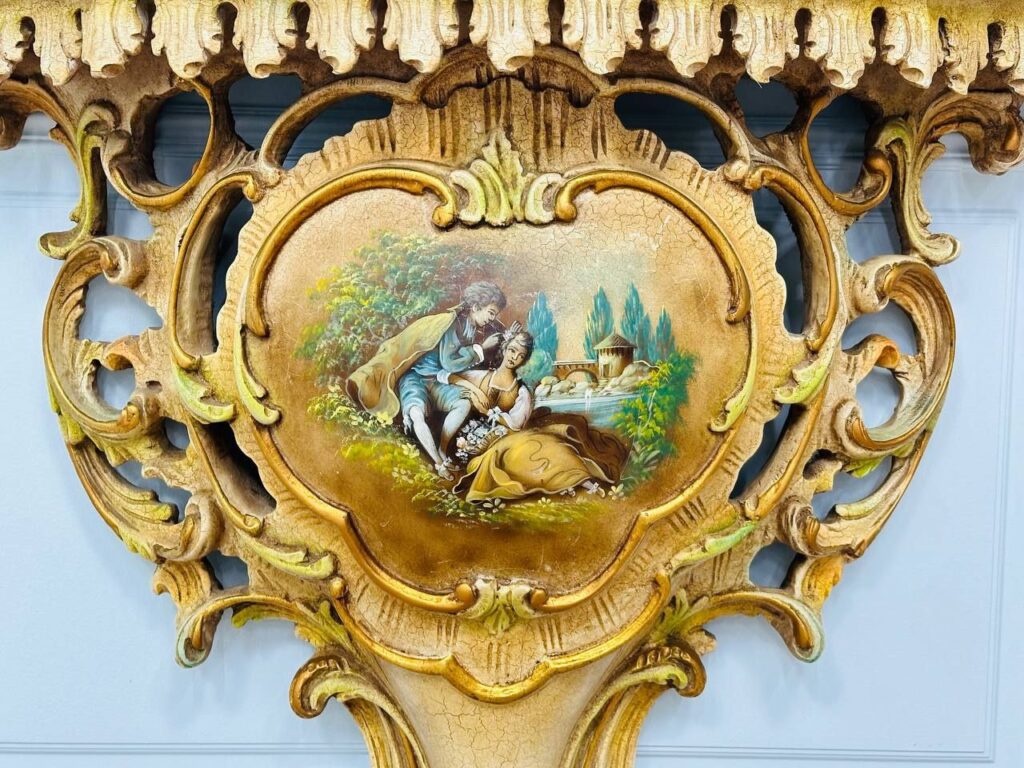 Вінтажна консоль з дзеркалом у стилі Бароко