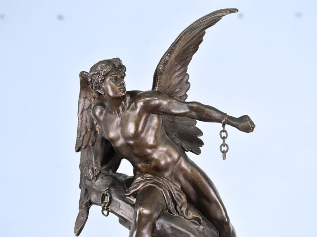 Антикварний скульптурний годинник «Lumen et Libertas»