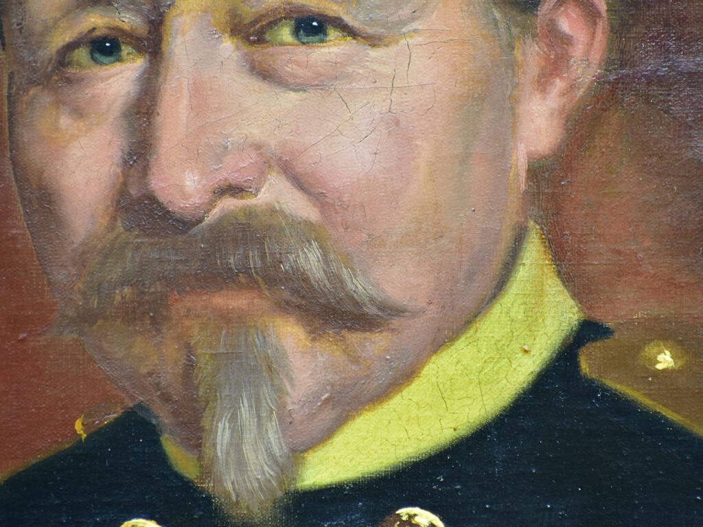 Антикварний портрет офіцера