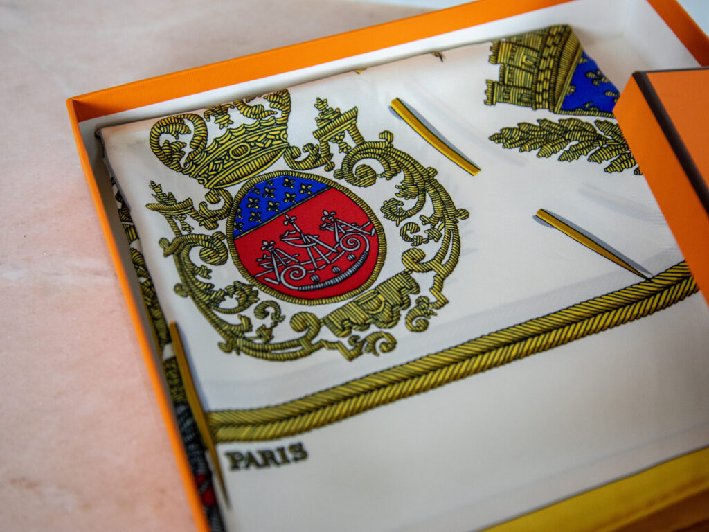 Вінтажна шовкова хустка Hermès
