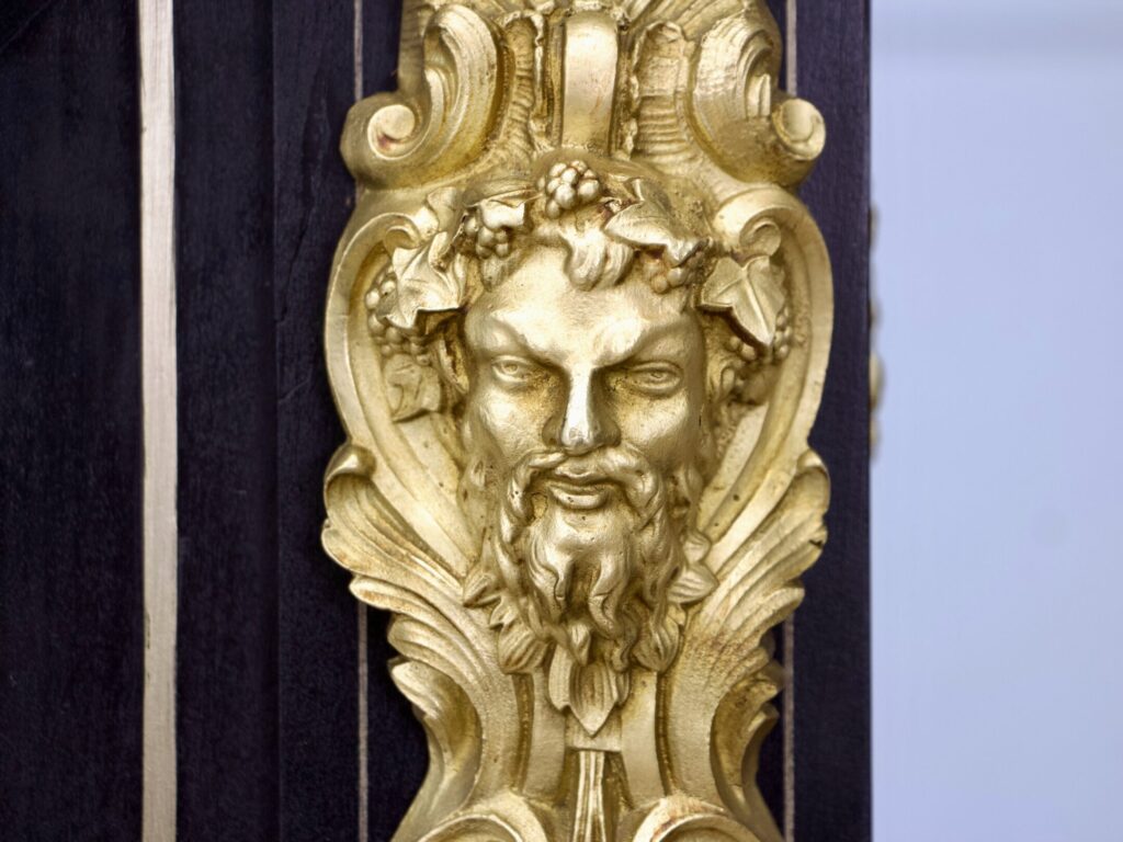 Антикварний комод у стилі Буль (Boulle)