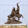Антикварна скульптура «Поєдинок»