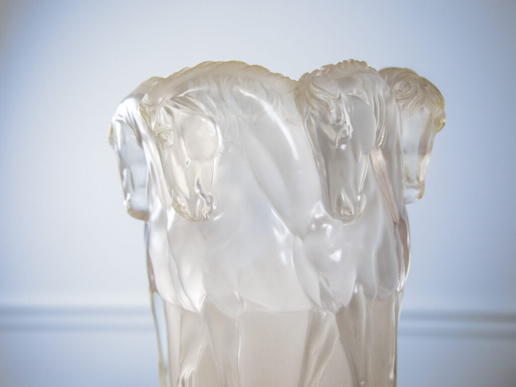 Вінтажна настільна лампа в стилі Lalique