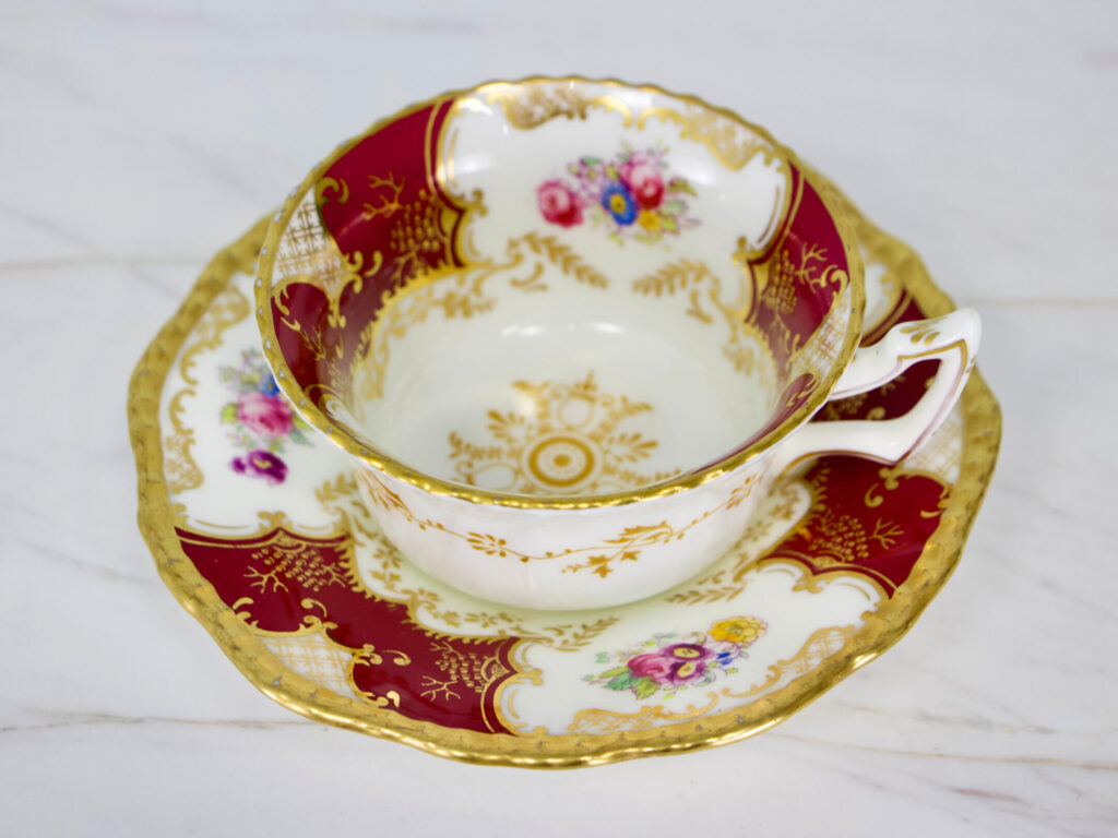 Антикварний порцеляновий сервіз Coalport