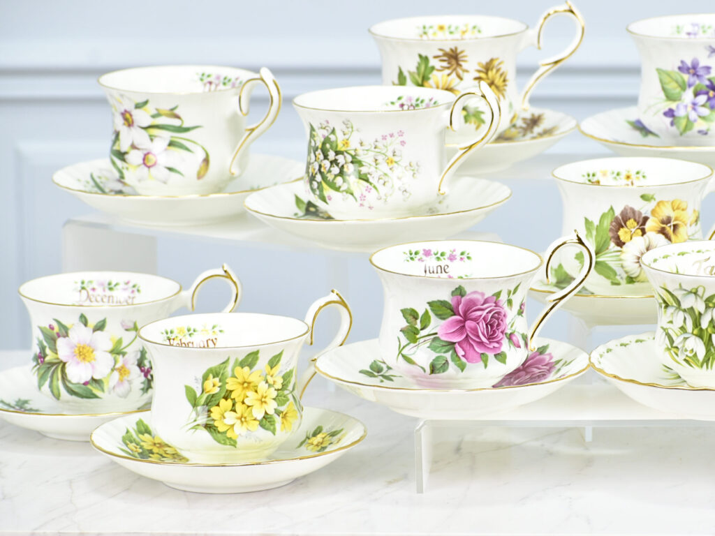 Вінтажні кавові пари «Квіткові місяці» Royal Kent