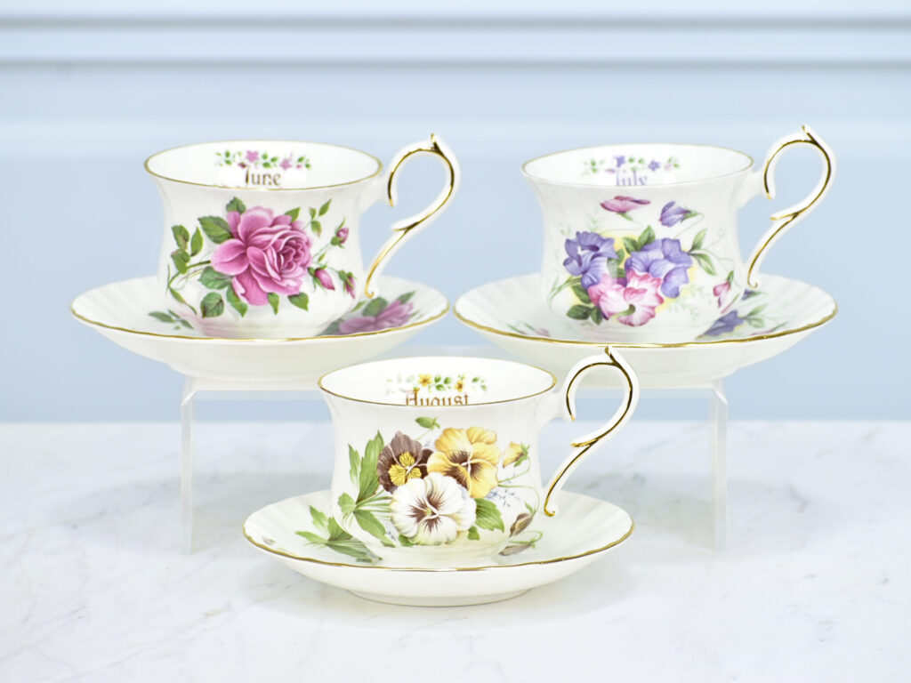 Вінтажні кавові пари «Квіткові місяці» Royal Kent