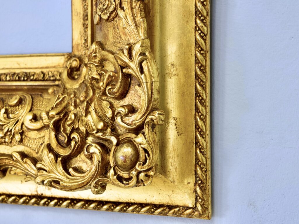Антикварна рама в стилі Людовика XV