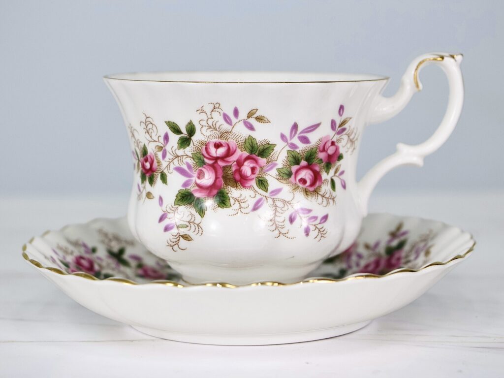 Вінтажні чайні пари Royal Albert «Lavender Rose»