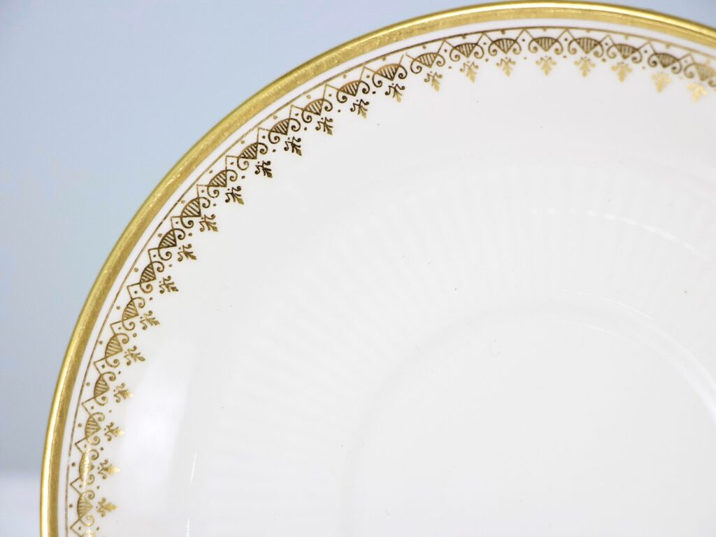 Фарфоровый чайный сервиз P.P. Limoges