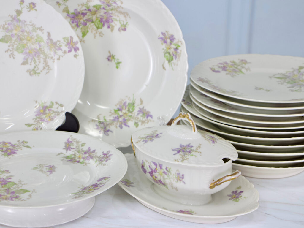 Антикварный фарфоровый сервиз GDA Limoges