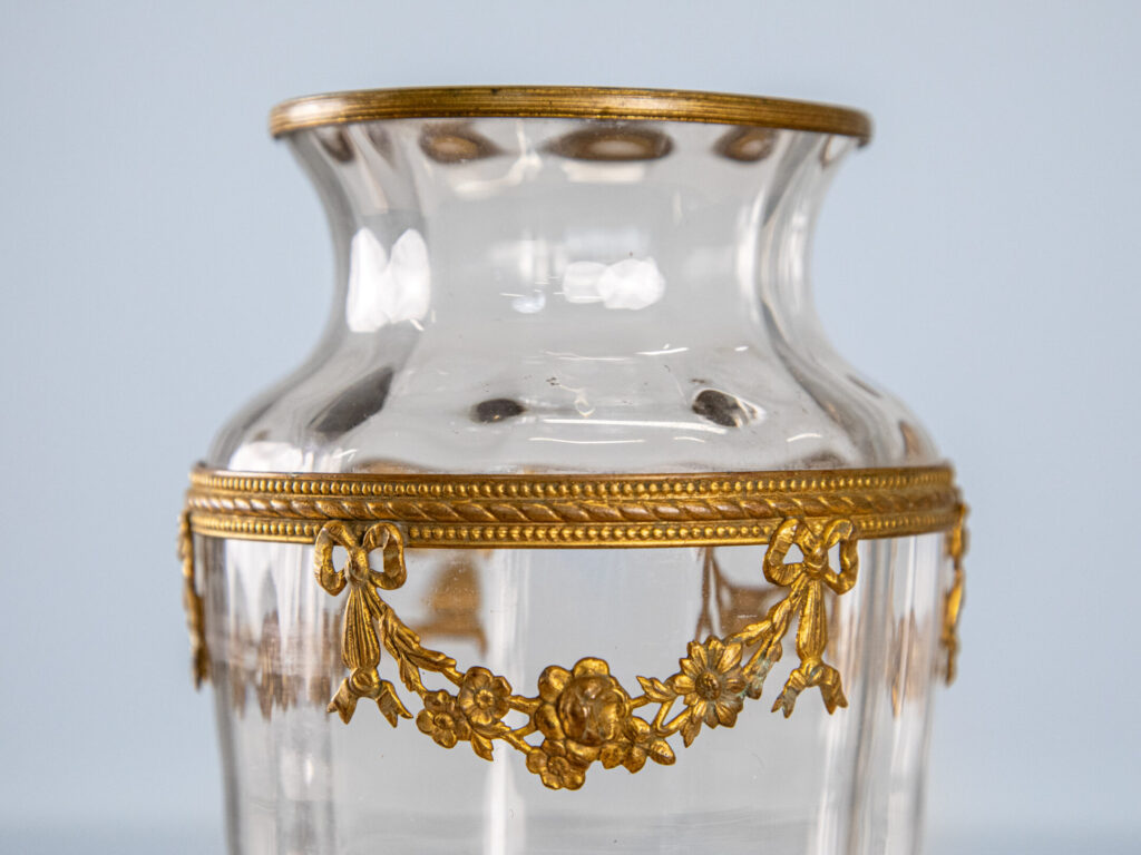 Антикварная хрустальная ваза в стиле Наполеона III