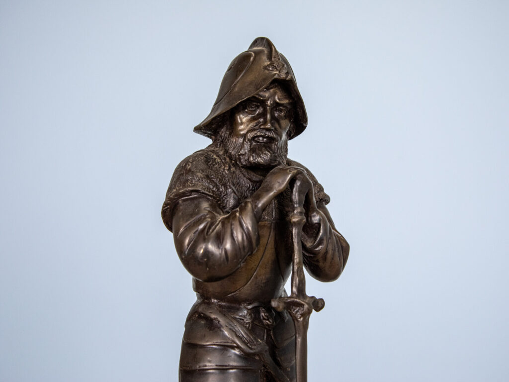 BN4A6072 – копія Скульптура «Гвардієць в обладунках»