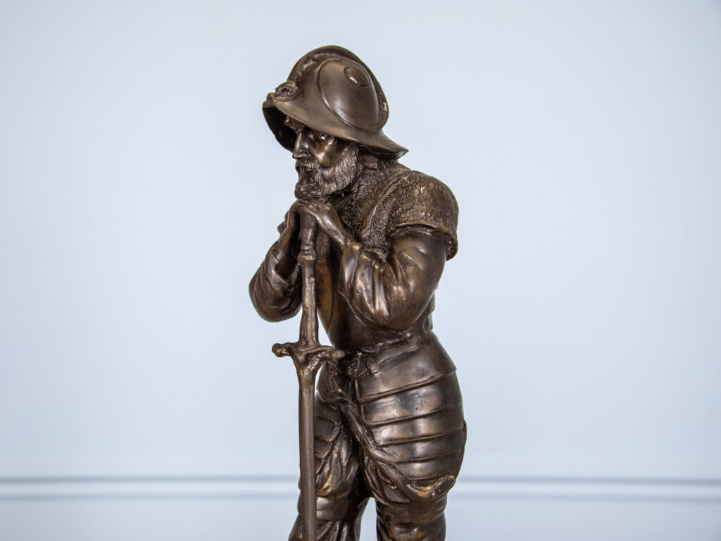 BN4A6083 – копія Скульптура «Гвардієць в обладунках»