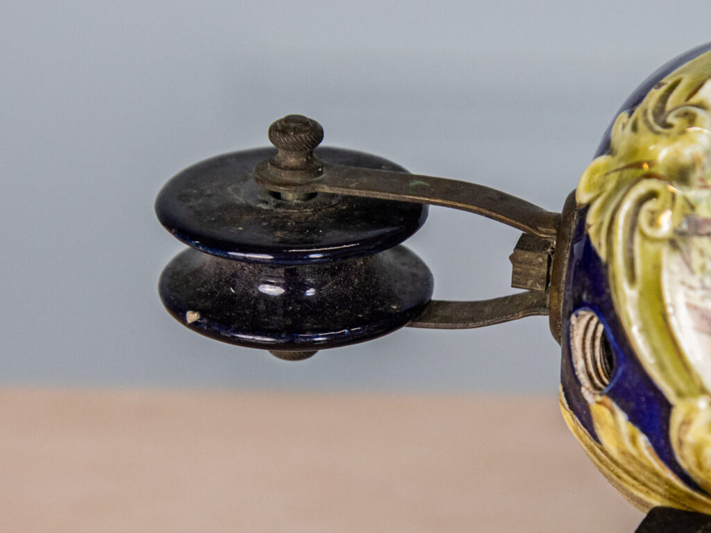 Антикварный фарфоровый противовес для люстры