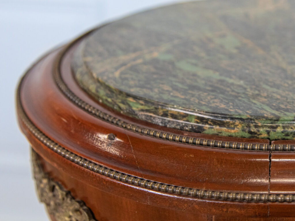 Антикварная подставка в стиле Ампир