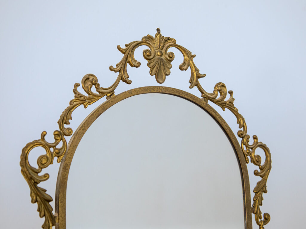 Вінтажне дзеркало-псише