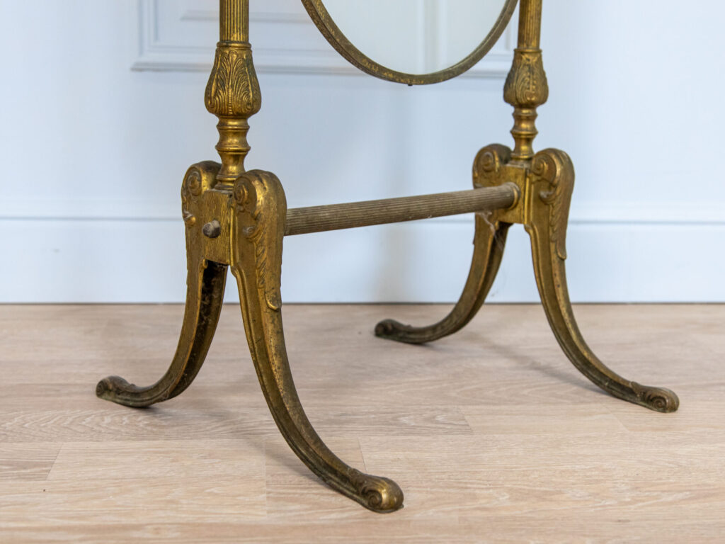 Вінтажне дзеркало-псише