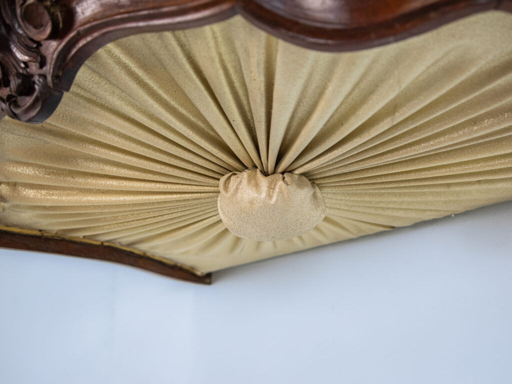 BN4A6324 Антикварный балдахин на кровать в стиле Людовика XV