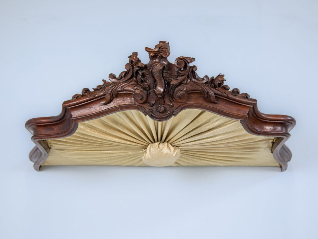 BN4A6331 Антикварный балдахин на кровать в стиле Людовика XV