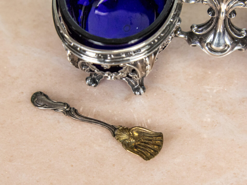 BN4A6697 Антикварная двойная серебряная солонка