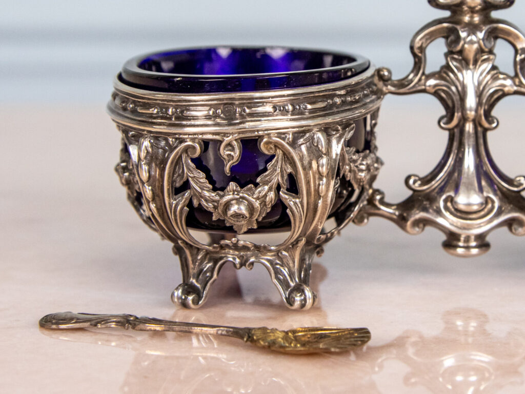 BN4A6700 Антикварная двойная серебряная солонка