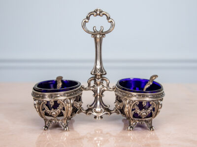 BN4A6702 Антикварная двойная серебряная солонка