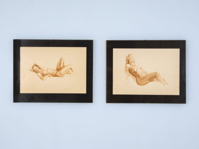 BN4A6802 Пара академічних рисунків оголеної жіночої натури