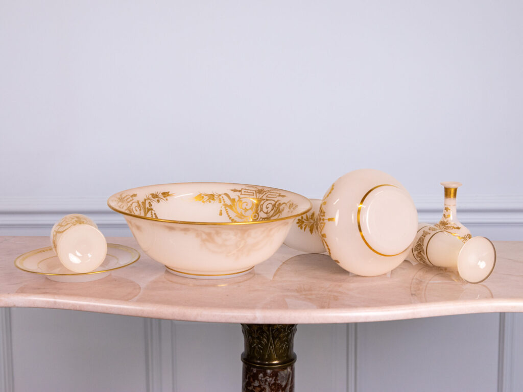 BN4A6914 Туалетний набір в стилі Наполеона III