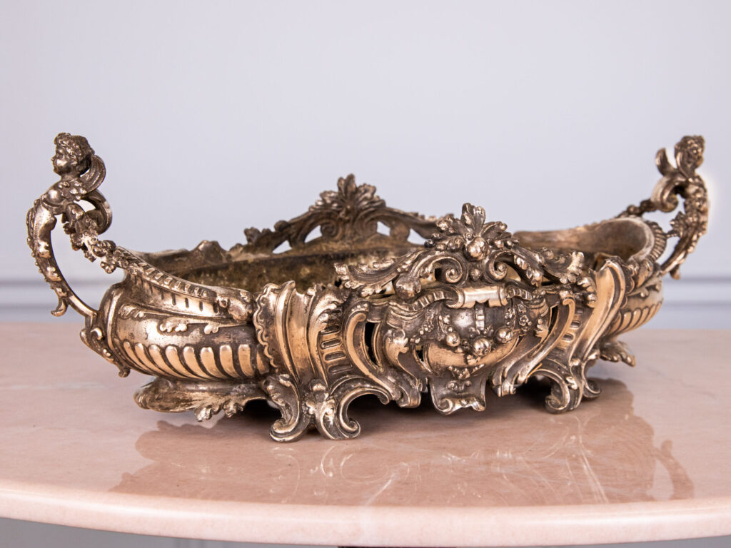 BN4A6933 Антикварне кашпо