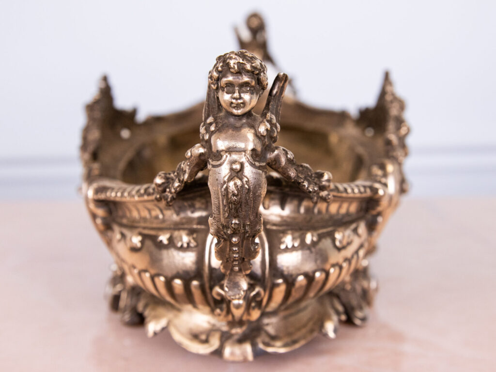 BN4A6941 Антикварне кашпо