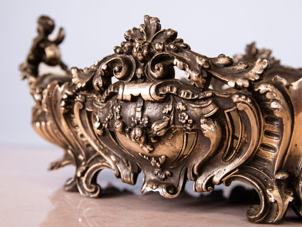 BN4A6980 Антикварне кашпо