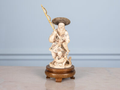 Антикварная статуэтка «Рыбак»