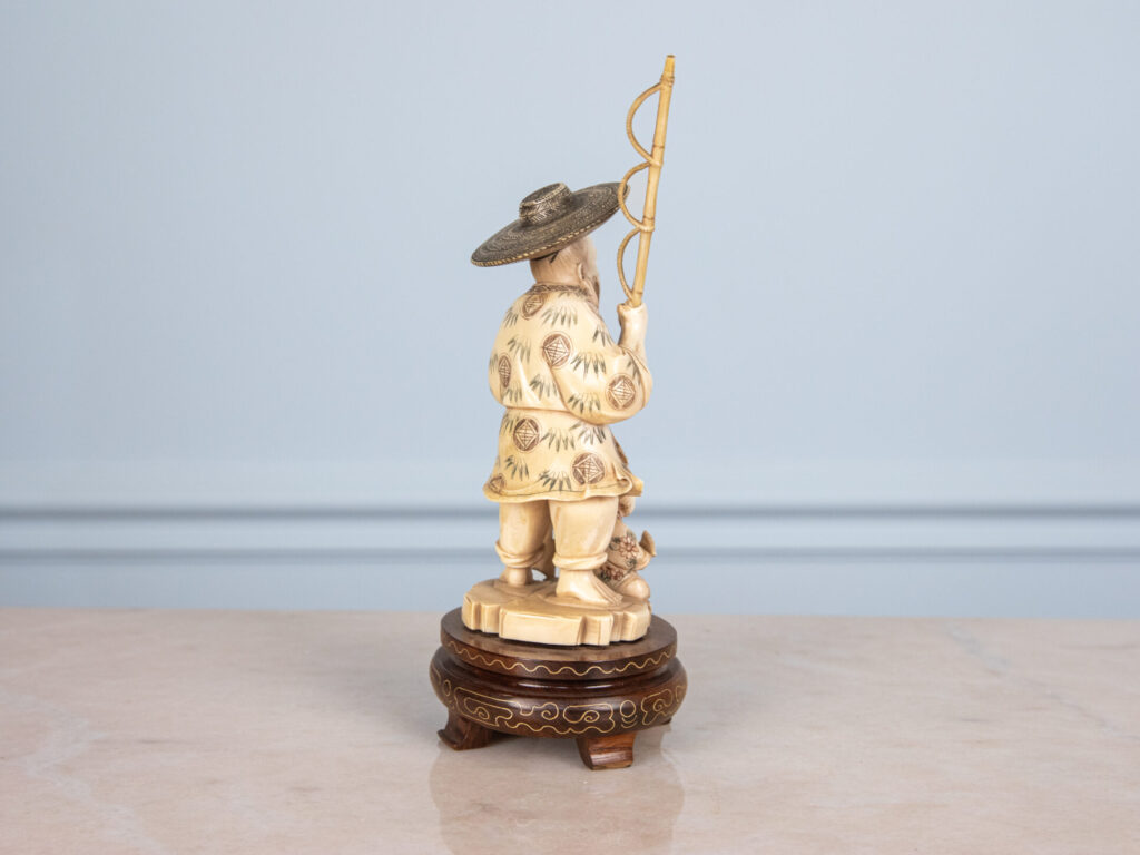 Антикварная статуэтка «Рыбак»