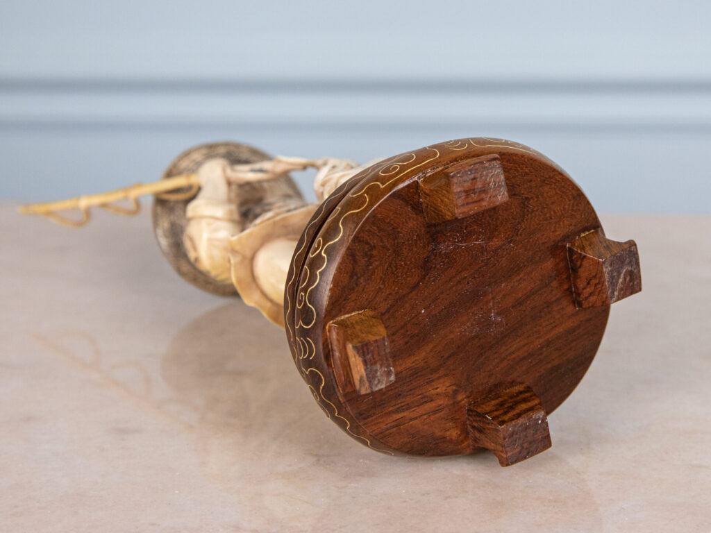 Антикварная статуэтка «Рыбак»