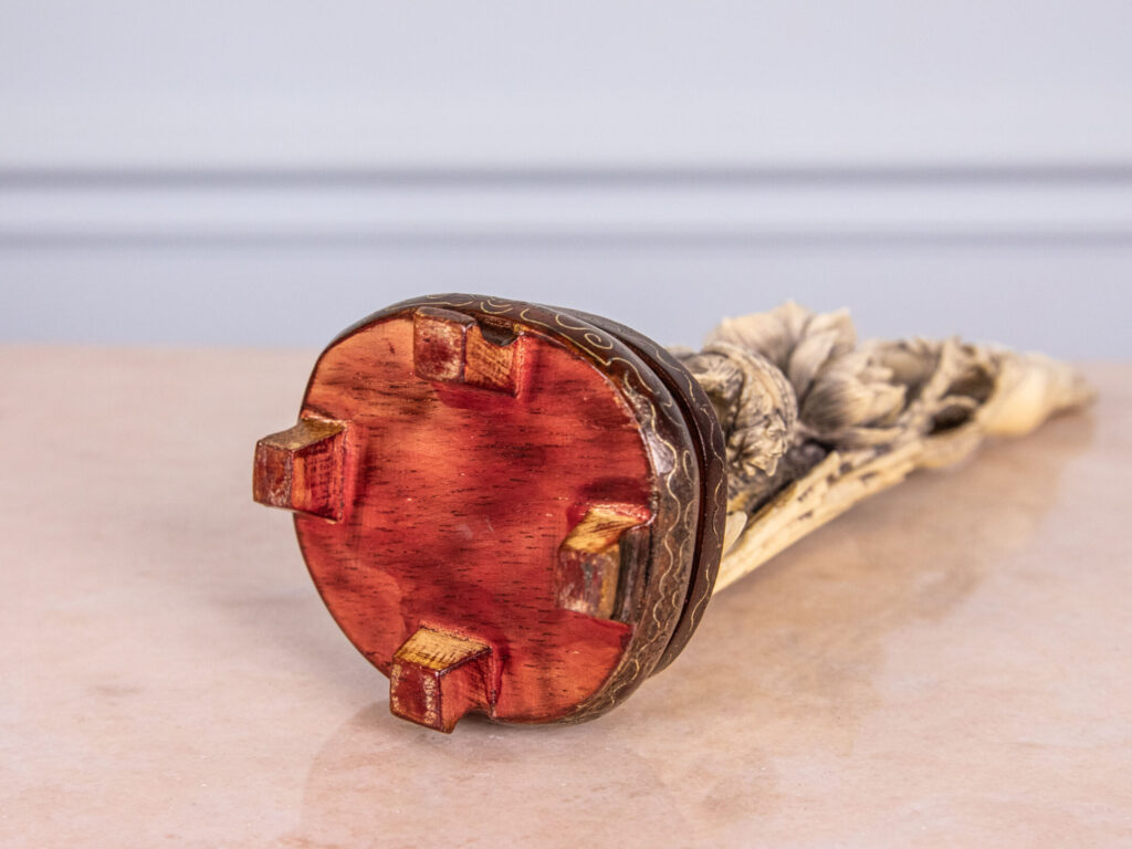 Статуетка «Журавлі та лотоси»