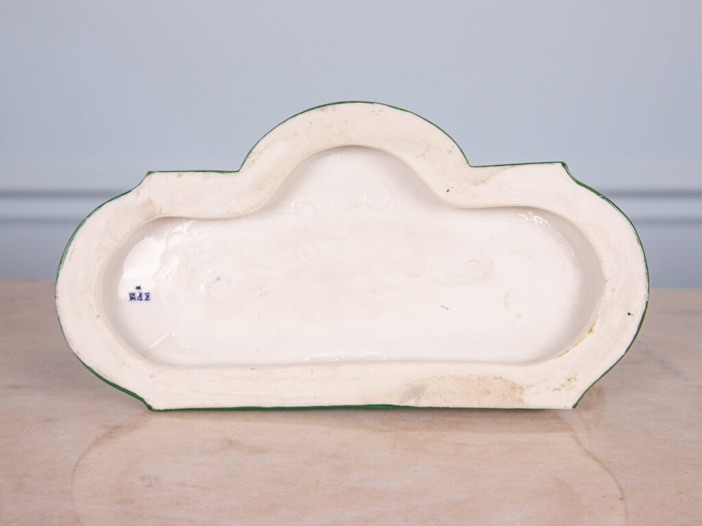 Фарфоровая статуэтка «Херувим с колесницей», КРМ