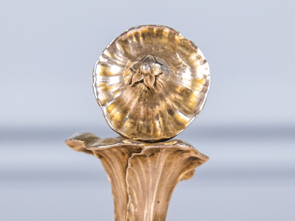 BN4A7273 Антикварная серебряная печать в стиле Ар-нуво