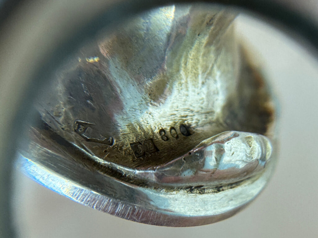 BN4A7281 копія Антикварная серебряная печать в стиле Ар-нуво