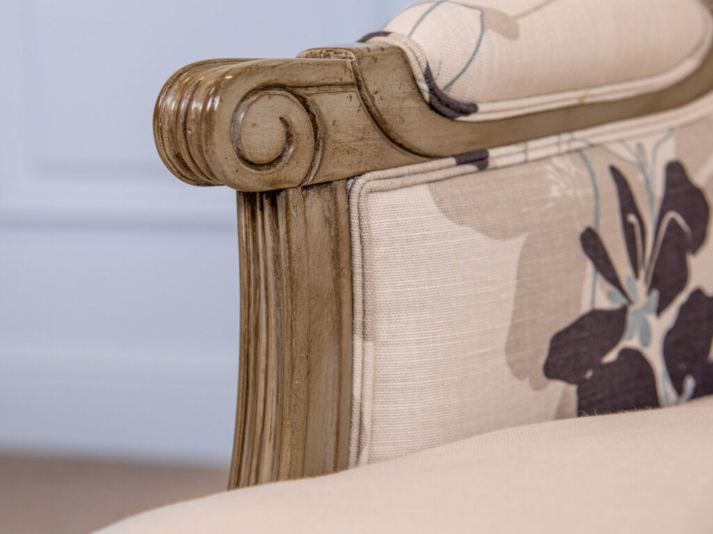 BN4A7536 – копія Крісло-бержер у стилі Людовика XVI