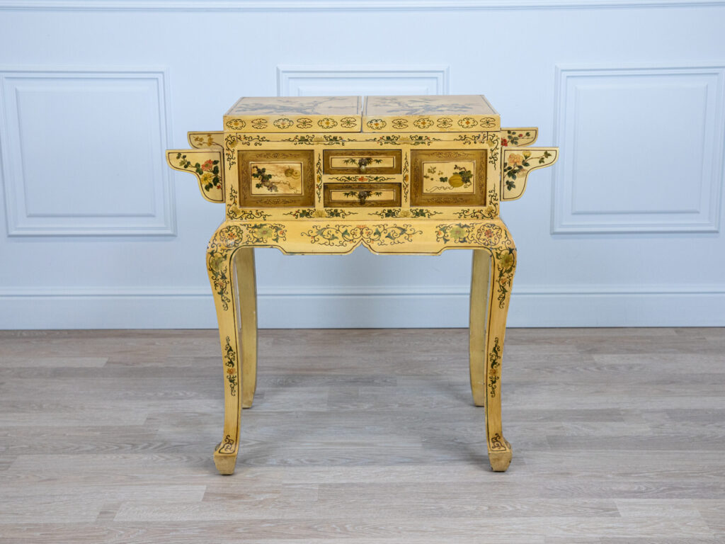 BN4A7651 Туалетний столик у стилі Шинуазрі