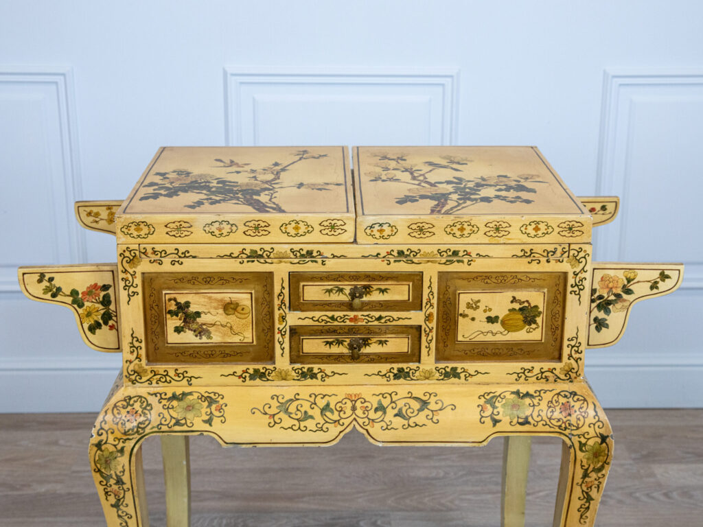 BN4A7659 Туалетний столик у стилі Шинуазрі