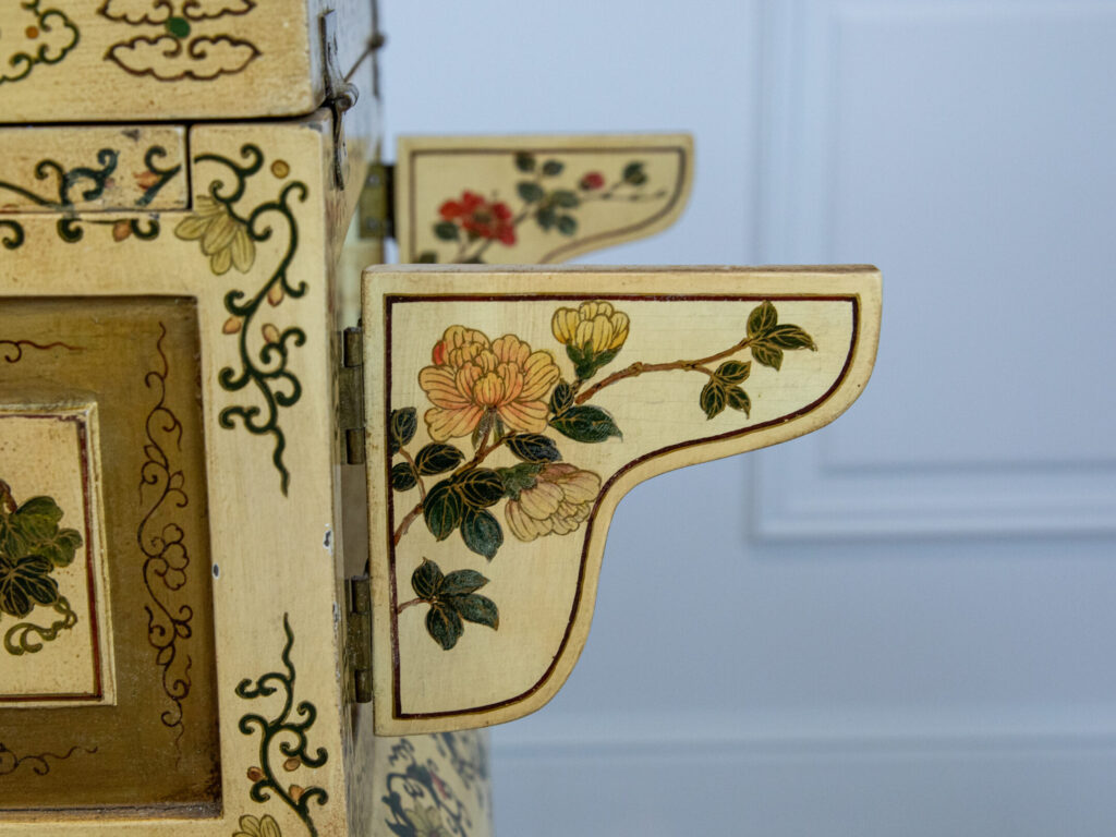 BN4A7661 Туалетний столик у стилі Шинуазрі