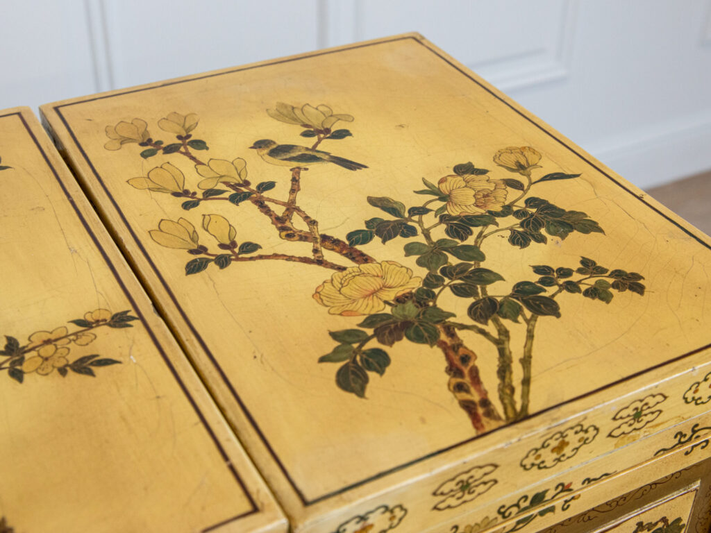 BN4A7677 Туалетний столик у стилі Шинуазрі