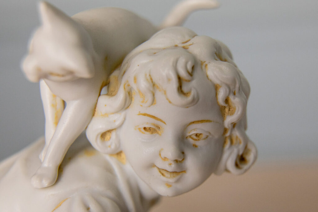 BN4A8079 Антикварна статуетка Muller Volkstedt