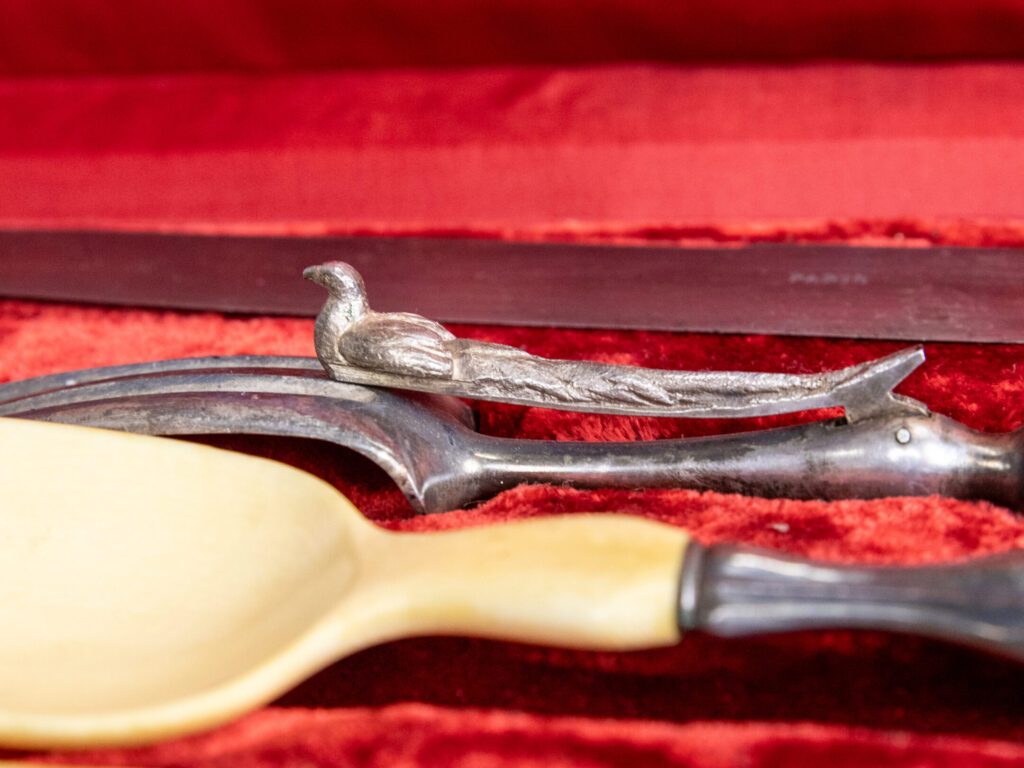 Антикварний срібний набір приборів