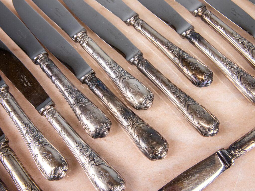 Вінтажний набір столових ножів Christofle