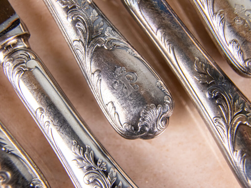 Вінтажний набір столових ножів Christofle